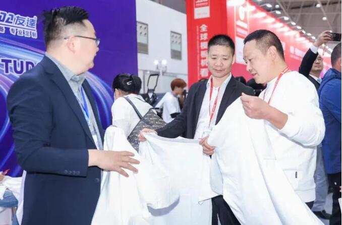 以拼抢实 保“双过半” | 半年准备展会活动12个，，，，会展集团提前交出“半年考”精彩答卷-下层动态-武汉城投集团 